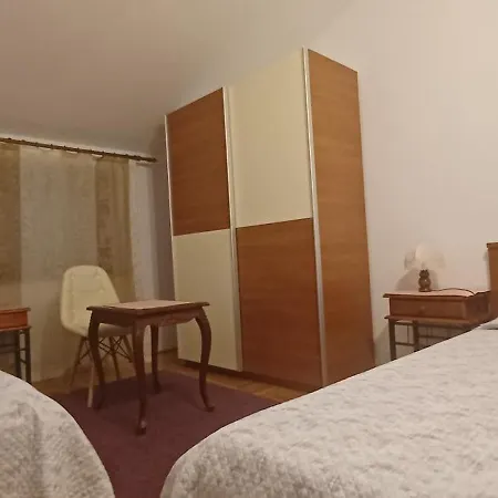 Purple House Apartment *
